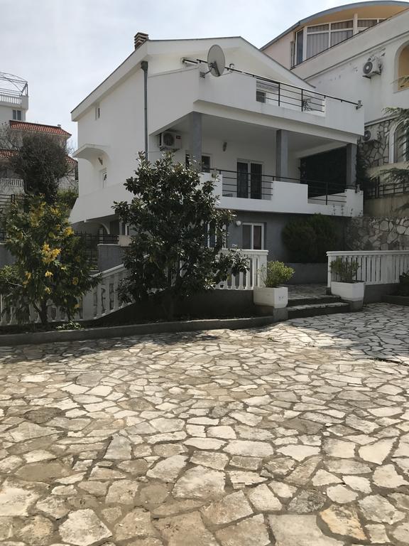 Villa Diana ウトイェハ エクステリア 写真