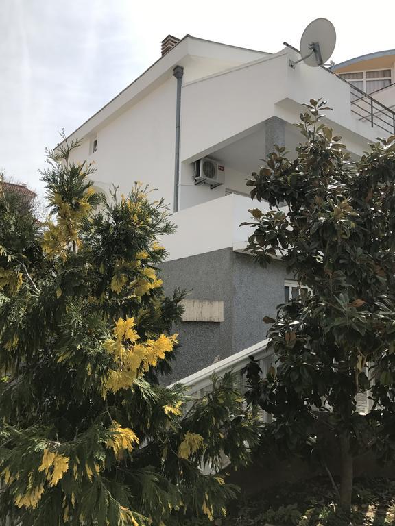 Villa Diana ウトイェハ エクステリア 写真