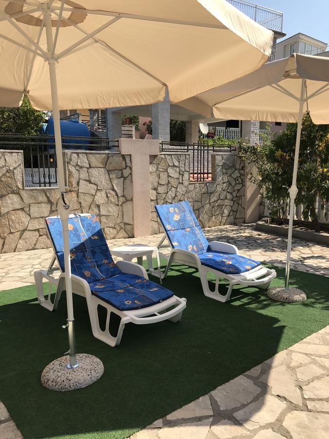 Villa Diana ウトイェハ エクステリア 写真
